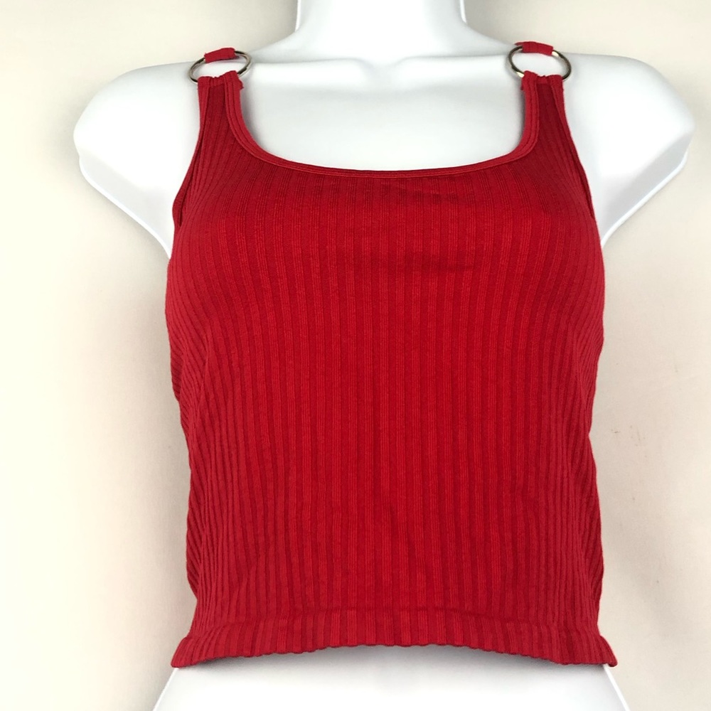 Basic Tank Top - Picture 2 of 6